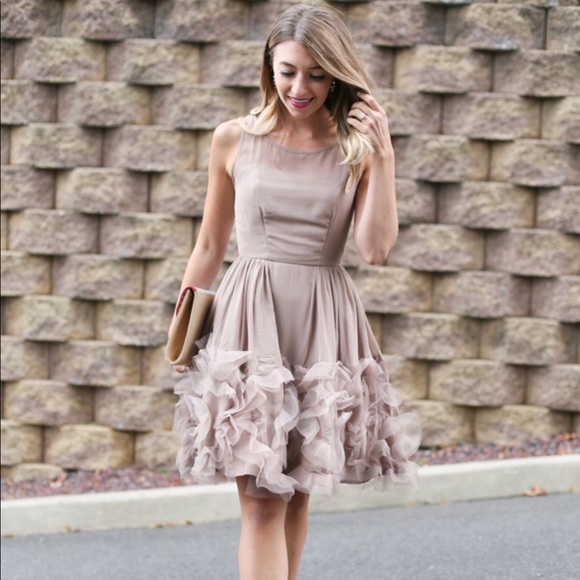 Lauren Conrad Ruffle Organza Dress Size 10 BNWT! - Picture 6 of 8